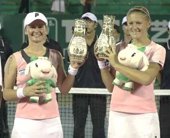 会市场中 会市场中