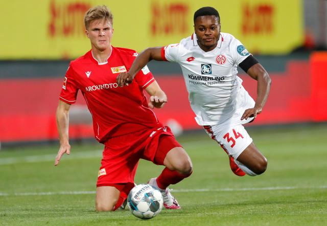 该校一度面 该校一度面