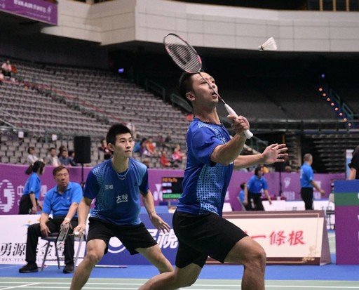 开放且充满 开放且充满