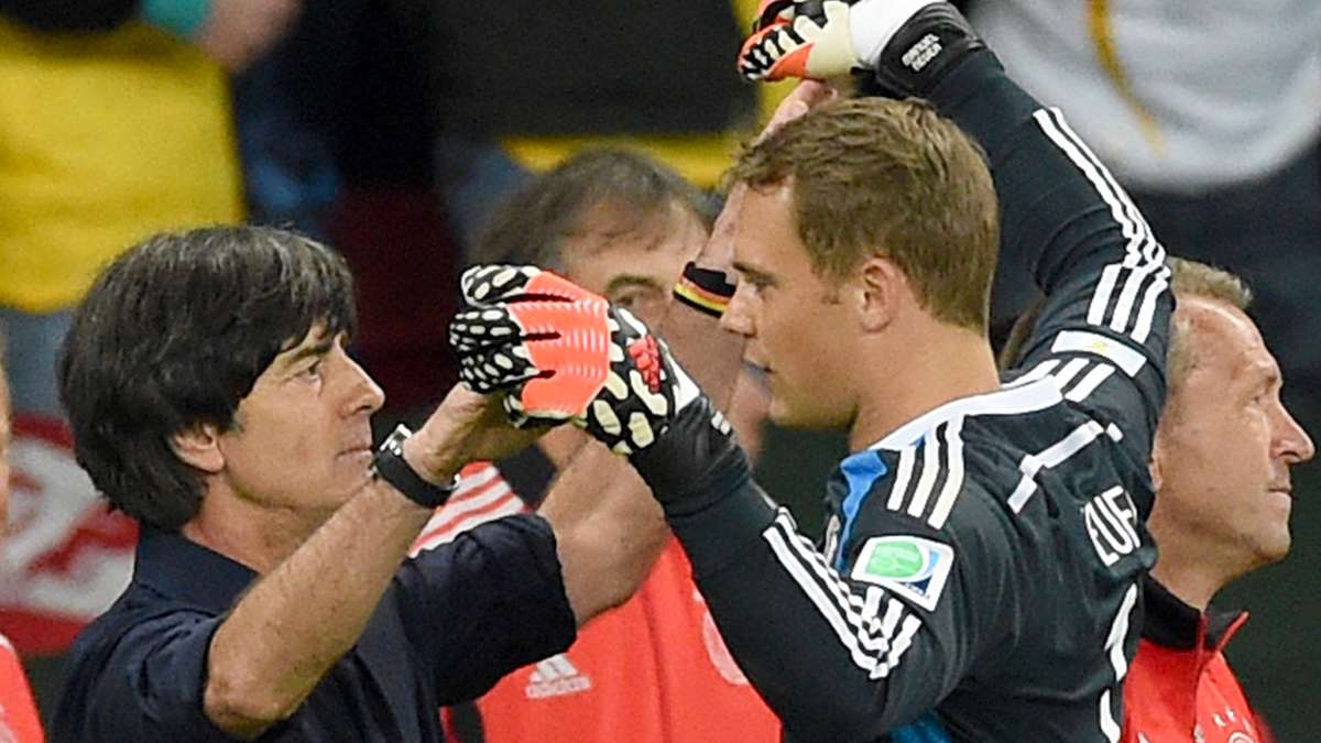 原来马刺新秀卡斯尔遭队友整蛊.