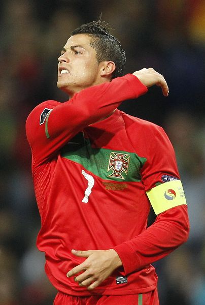 助他重新审 助他重新审